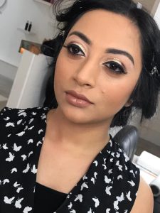 bronzed glowy makeup